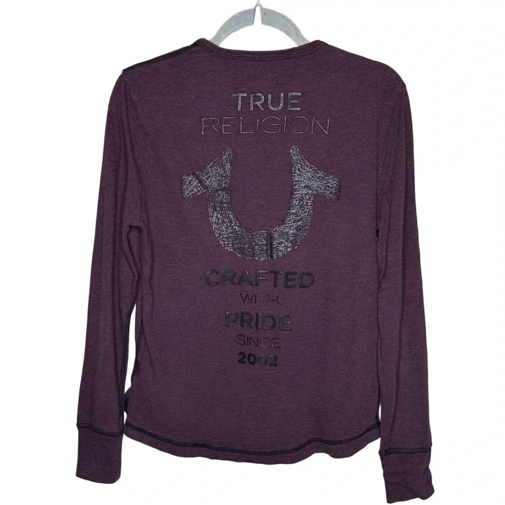 True‎ Religion Men’s Neck Shoestring Long Sleeve Crew Neck T-Shirt Maroon Sz XS